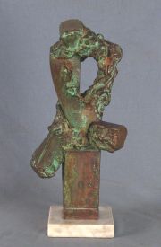 BADII, Torso, escultura de bronce, firmada y fechada 1966, numerada 2/2, base de mrmol blanco.