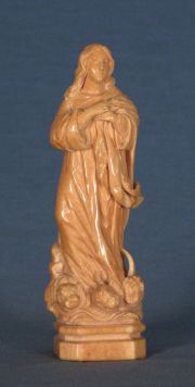 Virgen Inmaculada, talla de marfil