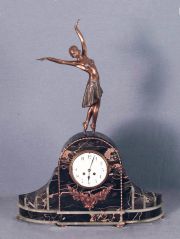 Chiparus, Reloj con escultura.