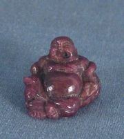 Buda en piedra rubi