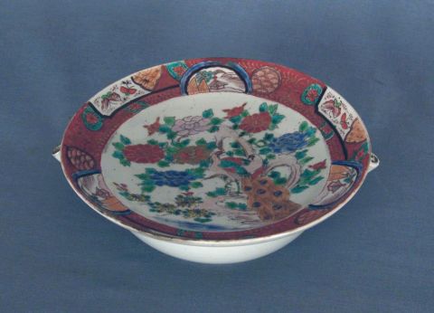 Plato trmico, porcelana japonesa. Restaurado