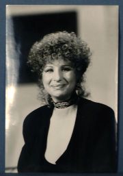Barbra Streisand, foto 26 x 18 cm. Ao 1984