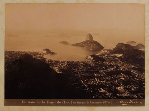 MARC FERREZ 'Entree de la Baie de Rio, (du Sommet du Corcovado 709 m).'Fazenda de caf y otras. Albuminas.