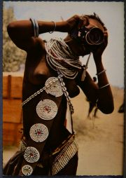 RICCIARDI Mirella .Carpetas 27 Postales Fotogrficas Africanas. y otra con 24 postales. 51 Piezas.( 2 carpetas)