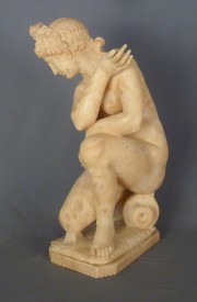 Venus de Lely, escultura de alabastro. dedo restaurado.-44-