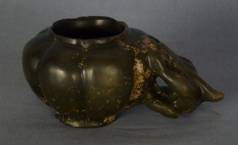 Antigua vasija de jade espinaca con inclusiones -46-