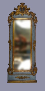 Espejo de pared Italiano siglo XVIII pintado en azul, faltantes en el marco -43-