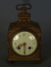 Reloj caja de bronce con llave