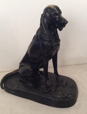 Dos perros, escultura de bronce. Iniciales A. J. -183-