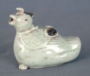 Pato, Antiguo gotero vertedor de cerámica china