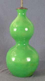 Lmpara de cermica con esmalte clor verde manzana , C. 1950