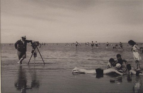 MAKARIUS, S. Fotografo en el Rio de La Plata, costanera de Vicente Lopez, fotografia original