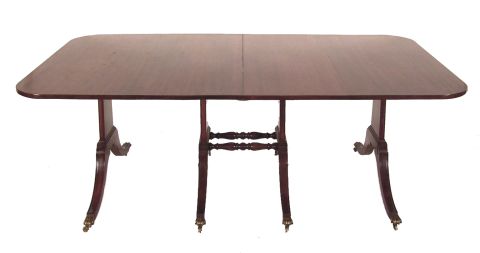 Mesa de comedor inglesa caoba (una tabla alargue)