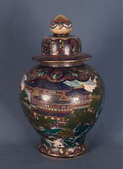 Potiche cerámica oriental.
