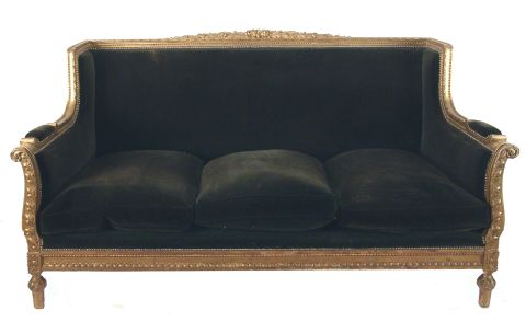 Sofa estilo Luis XVI, 3 cuerpos, pátina dorada.