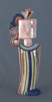 Personaje figura porcelana veneciana.
