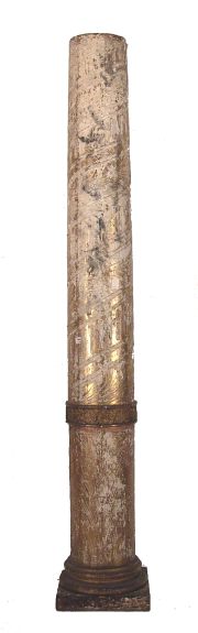 COLUMNA de madera policromada (Incendio de Iglesia de Santo Domingo) (522)