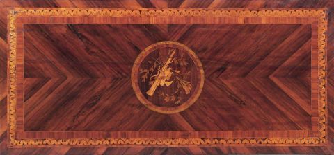 Comoda italiana, con marqueterie, peq. faltantes -15-