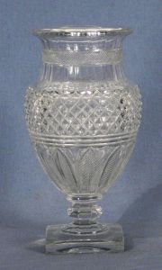 Baccarat, Copon de cristal, peq, cachadura en la base -156-