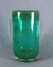 Scarpa, C. Vaso de vidrio de Murano, verde.