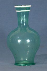 Vaso de vidrio de Murano verde
