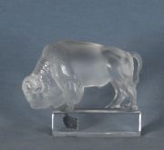 Lalique, Bisonte, figura de vidrio