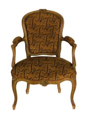 Sillon tapizado en petit point , asiento tapizado roto y respaldo.
