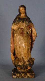 Virgen, talla quitea madera policromada. avs.