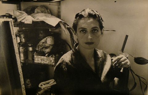 MAKARIUS 'HELENA TARASIDO', fotografa vintage sobre gelatina de plata. aL dorso sello y firma del autora.