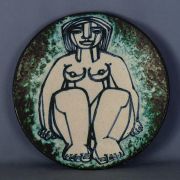 Diz - Sanchez, Platos cerámica 25 cm diámetro, decoración azul, fdos al dorso Elena Diz y Juan M. Sanchez 1966.2 Piezas.