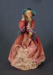 Figura de Dama en porcelana. Royal Doulton