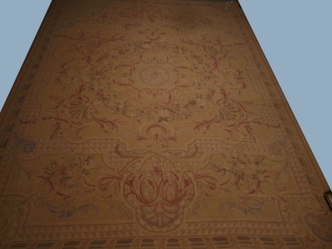 Carpeta diseño floral fondo marron 358 x 267 cm.