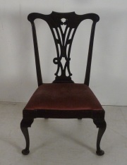 Dos sillas estilo estilo Queen Anne