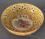 Bowl de porcelana china esmalte amarillo, decoración central.