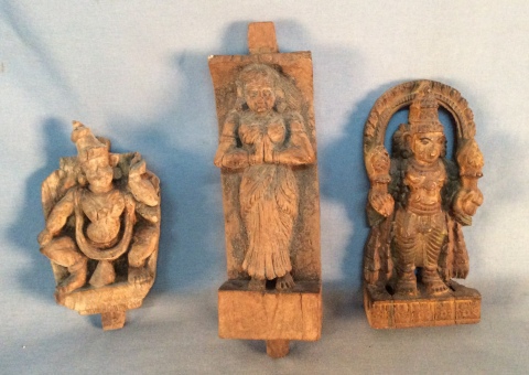Tres tallas Hindues.