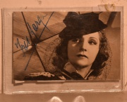 HEINRICH ANNEMARIE, Fotografía de la primera actriz argentina, Iris Marga, firmada por ella. circa 1938.