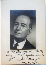 Heinrich Annemarie. Fotografía en su portante original, dedicada y firmada por Enrique Mosca, Unión Cívica Radical,