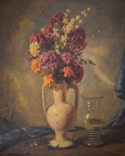 Jarro con flores y botellón. Oleo firmado J.A. Viana. Restaurado. Mide: 80 x 64 cm.