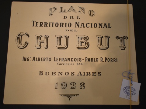 Plano del Territorio Nac. del Chubut por el Ing. A. Lefrancois, Pablo R. Porri y E. Fernandez Rivera, de 131 x 0,97 cm.