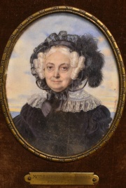 Lizenska da Marbel, miniatura. Retrato de señora con capelina negra. Fisura.