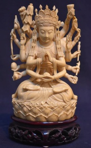 Bodhisattva, figura china de marfil.