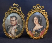 Bando con 14 miniaturas, encabezado por Napoleón y María Luisa de Austria.