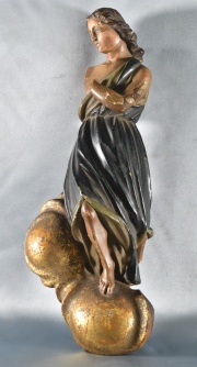 Angel madera tallada. Faltantes. Fines S. XIX. 41 cm.