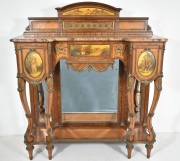 Mueble de arrimo estilo Luis XVI, tapa mrmol, decoracin V. Martin. Deterioros