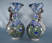 Dos jarras cerámica India policromada. 36 cm.