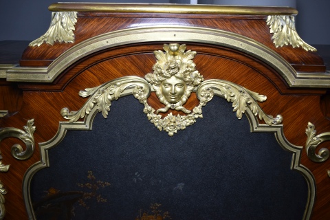 Gabinete estilo Luis XVI, de la casa Forest