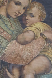 Virgen de la Silla, bordado enmarcado. 51 cm.