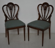 Cinco sillas estilo Hepplewhite tapizado verde agua. Restauros.