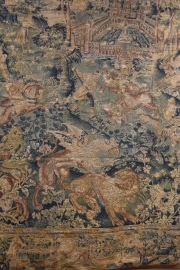 Antiguo Tapiz 'Escena de Cacería en un bosque' Desgastes. Mide: 263 x 442 cm.
