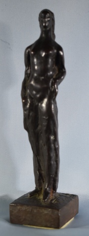 Troiano Troiani 'Frine', escultura de bronce. Alto: 21, 6 cm.